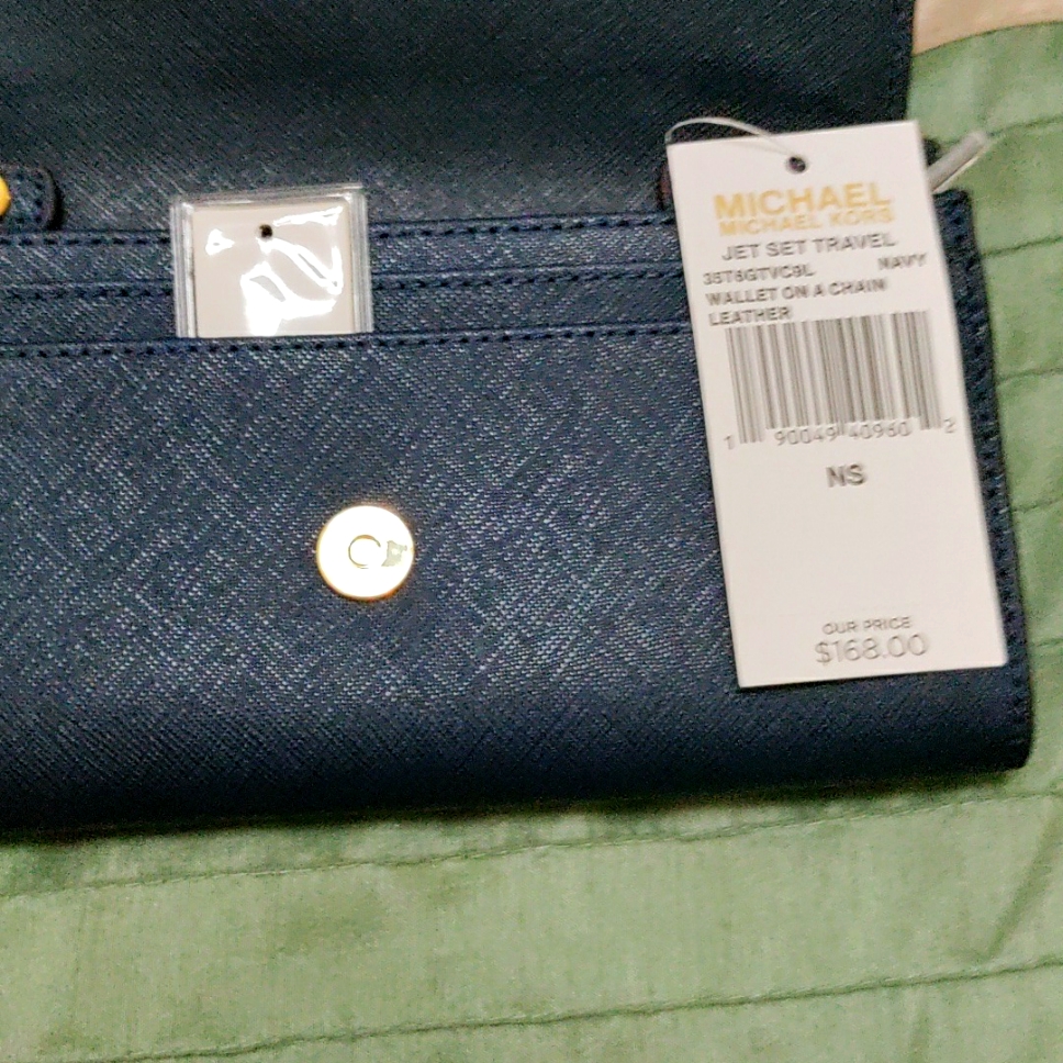 Michael Kors Wallet In A Chain (Navy)